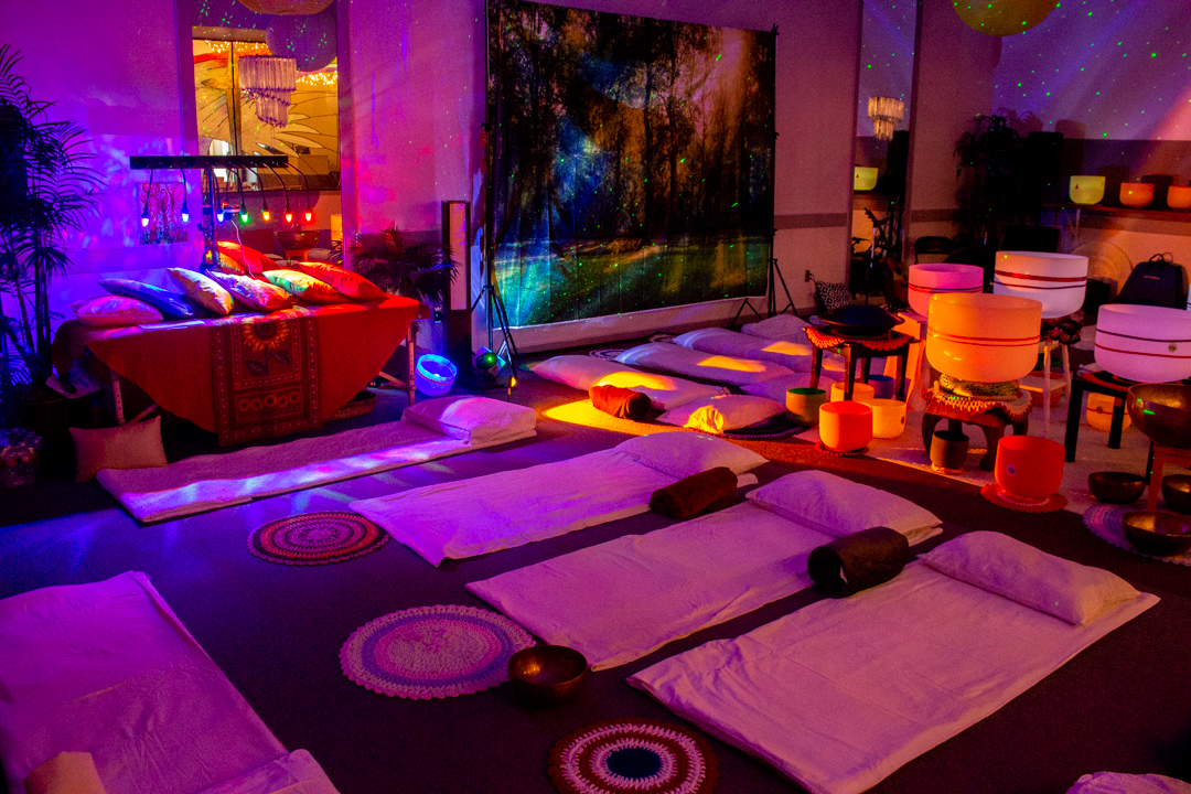 Gallery 3 - Singing Bowls of the Rockies